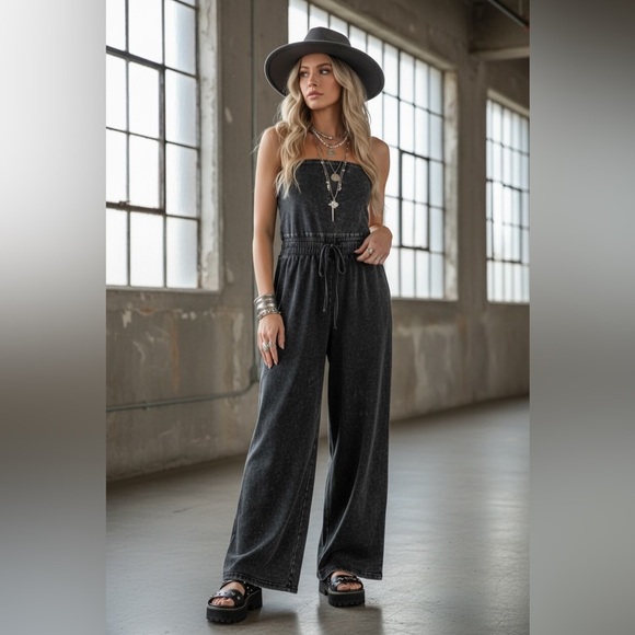 Zenana Outfitters Pants - NWT Zenana Acid Washed Black Tube Top Strapless Jumpsuit Jumper